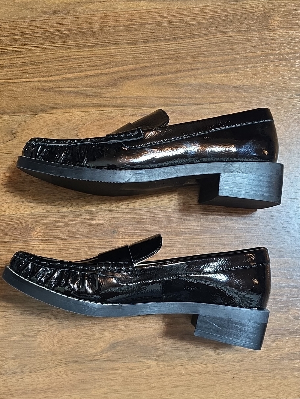 Silent D Lara Crinkle Patent Leather Black Loafers - Picture 7 of 10